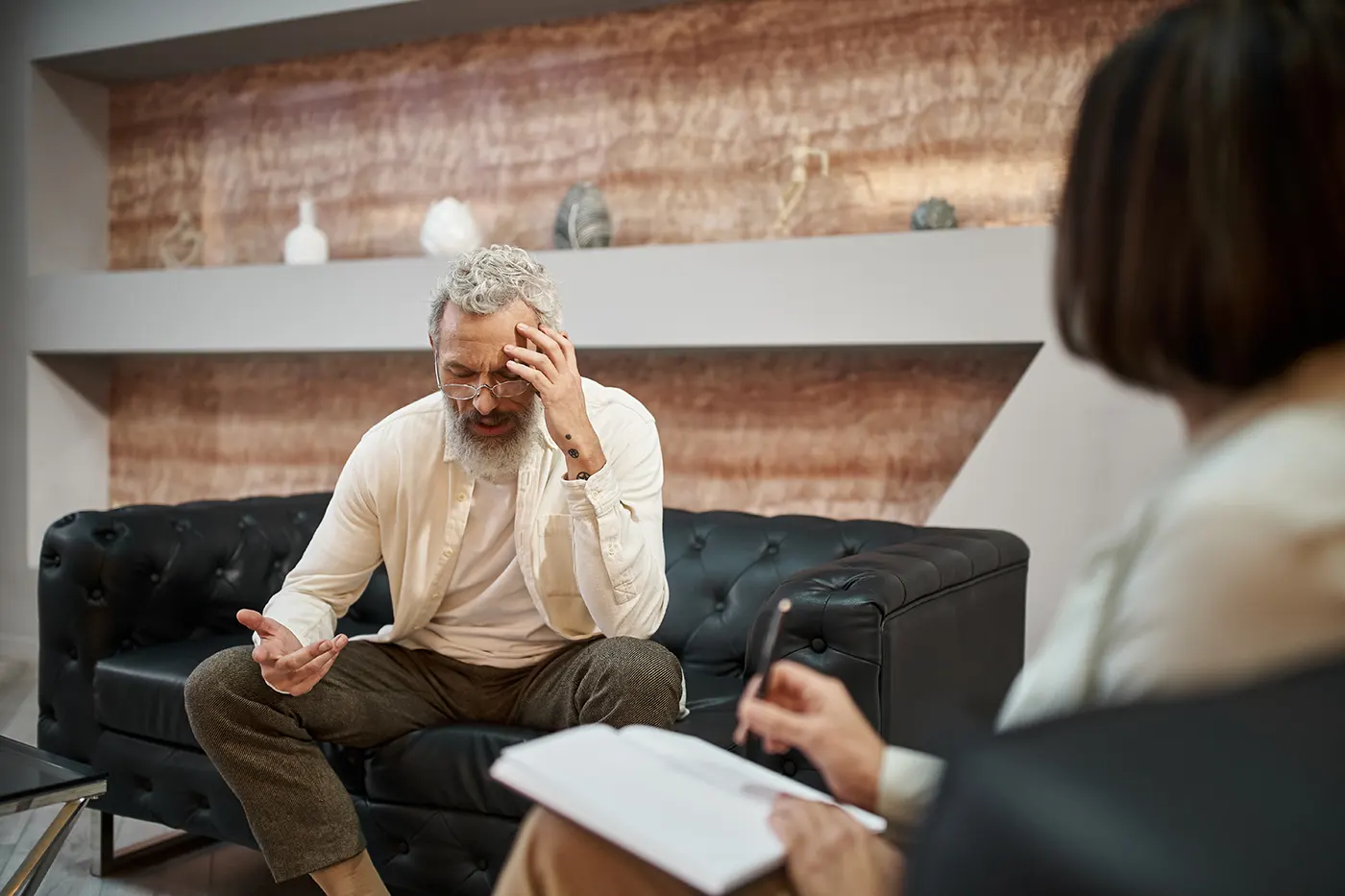 A Guide to Effective Mood Disorder Management: Strategies to Regain Control and Find Balance