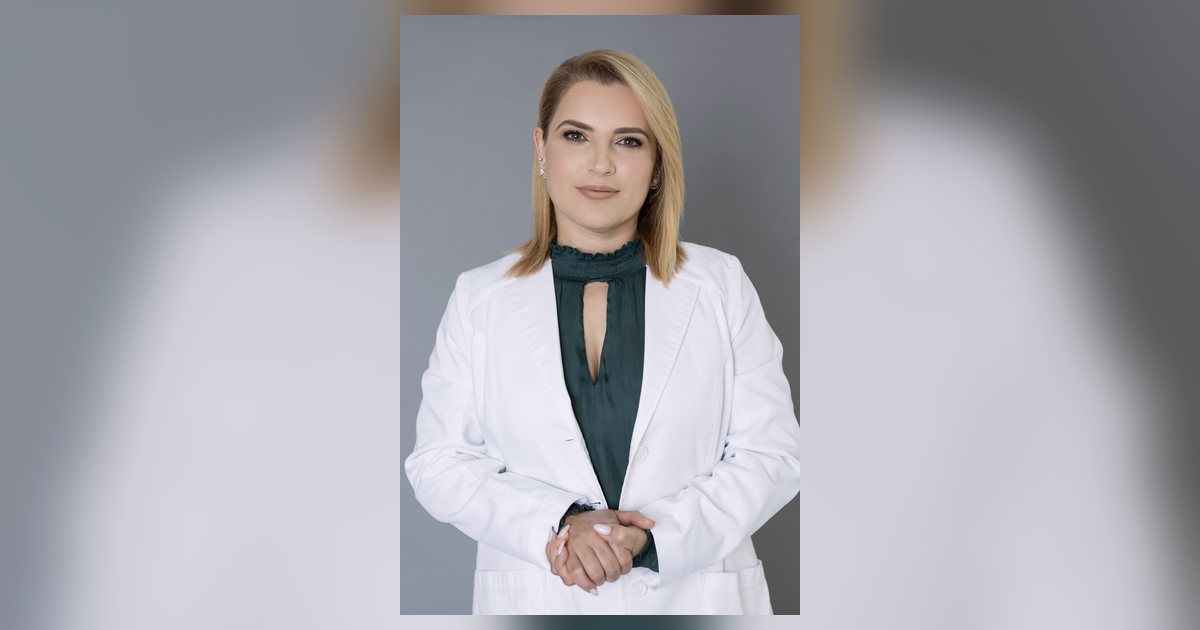 Functional psychiatry Los Angeles provider meeting with a patient