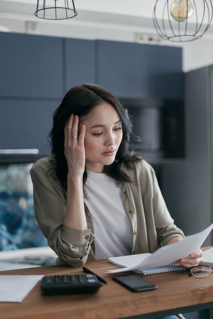 How anxiety and stress affect eating patterns and weight